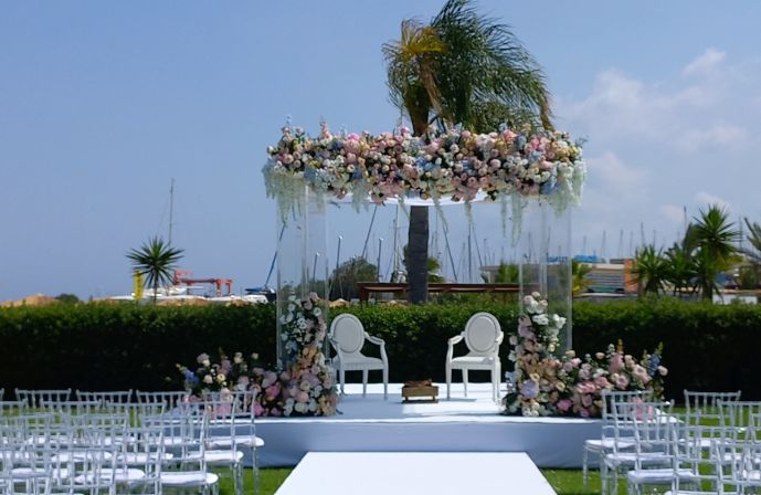 //www.jet2holidays.com/-/media/custom overview images/j2w/st raphaels resort/webpnetresizeimage 20240612t104632257.jpg