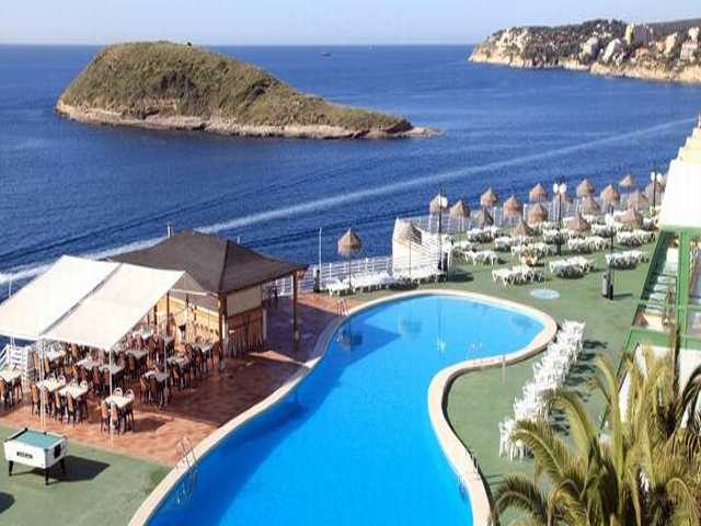 TRH Torrenova Hotel