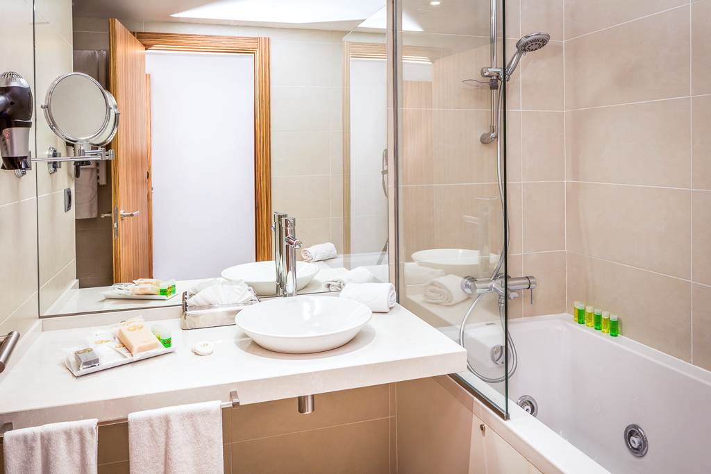 Grand Palladium White Island Resort & Spa - Playa DEn ...