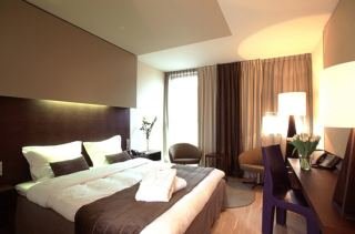 Artemis Hotel