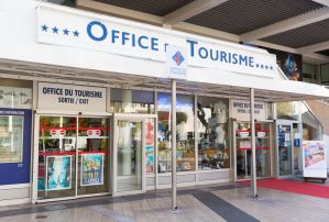 Cannes Tourist Office