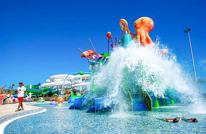 //www.jet2holidays.com/-/media/assets/product images - custom overview groups/ace/aqualava/ace_aqualava_exc_0319_03.jpg