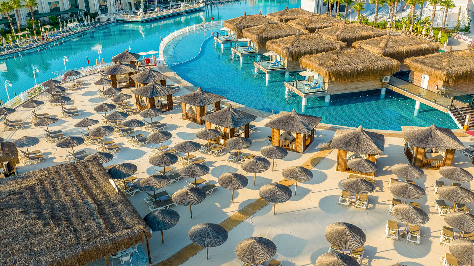 //www.jet2holidays.com/-/media/assets/product images - custom overview groups/ayt/granda luxury belek/ayt_80060_granada_luxury_belkk_1223_03_custom-overview-1600-x-900.jpeg