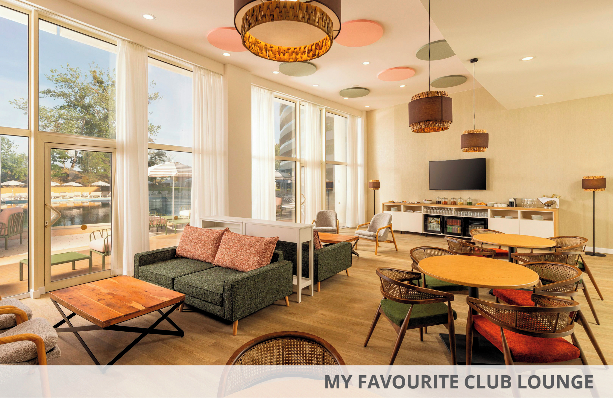 //www.jet2holidays.com/-/media/assets/product images - custom overview groups/boj/aluasoul sunny beach/boj_89033_aluasoul_sunny_beach_0725_50_689x448.jpg