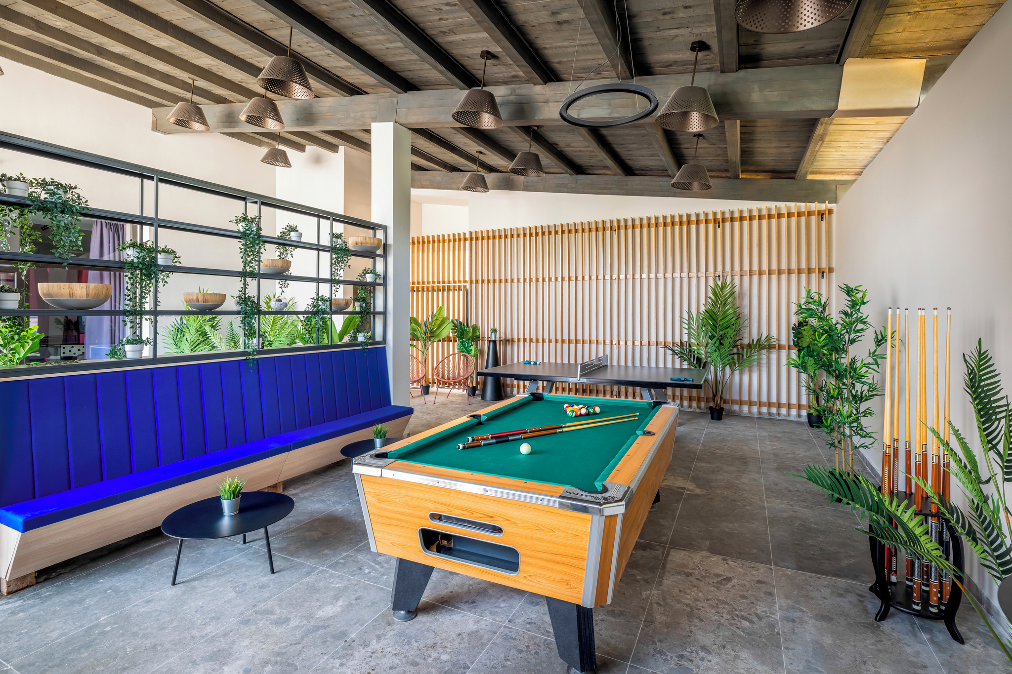 //www.jet2holidays.com/-/media/assets/product images - custom overview groups/dbv/dbv_69617_tirena_sunny_hotel_by_valamar_0823_07.jpg