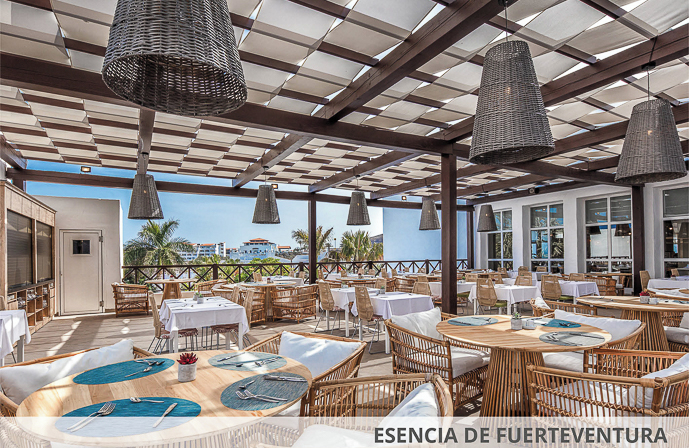 //www.jet2holidays.com/-/media/assets/product images - custom overview groups/fue/fuerteventura princess/fue_72313_fuerteventura_princess_0421_08_689x448.jpg