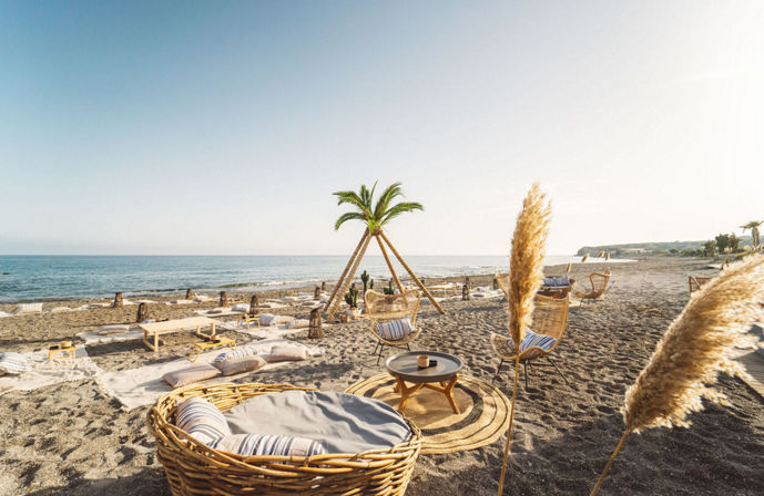 //www.jet2holidays.com/-/media/assets/product images - custom overview groups/her/ostria resort and spa/her_87815_ostria-resort-and-spa_190326_02_custom-overview--689-x-448.jpeg