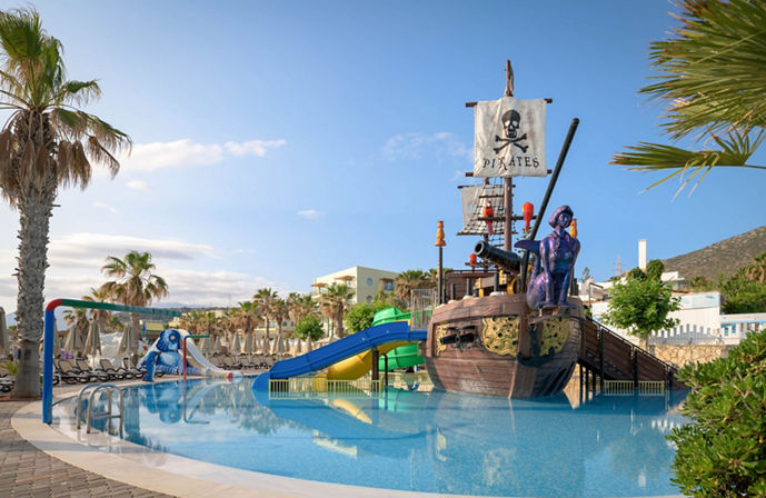 //www.jet2holidays.com/-/media/assets/product images - custom overview groups/her/star beach village and waterpark/her_70089_star-beach-village-and-waterpark_190326_01_custom-overview--689-x-448.jpeg