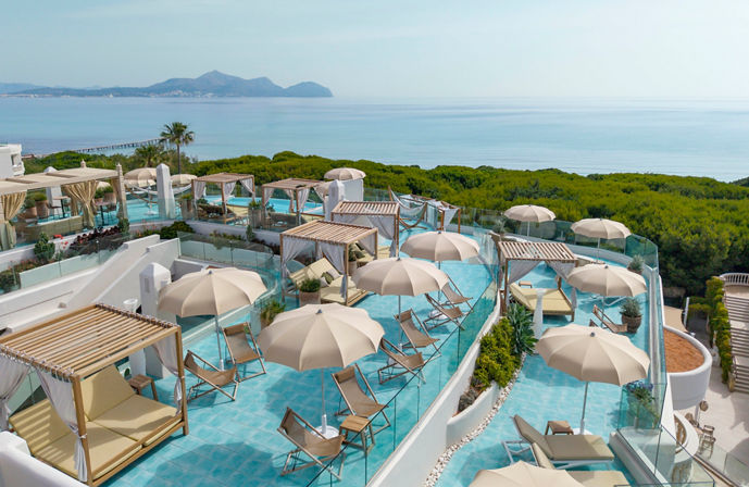 //www.jet2holidays.com/-/media/assets/product images - custom overview groups/iberostar star prestige/pmi_70024_iberostar-selection-albufera-playa_181225_05_custom-overview--689-x-448.jpeg