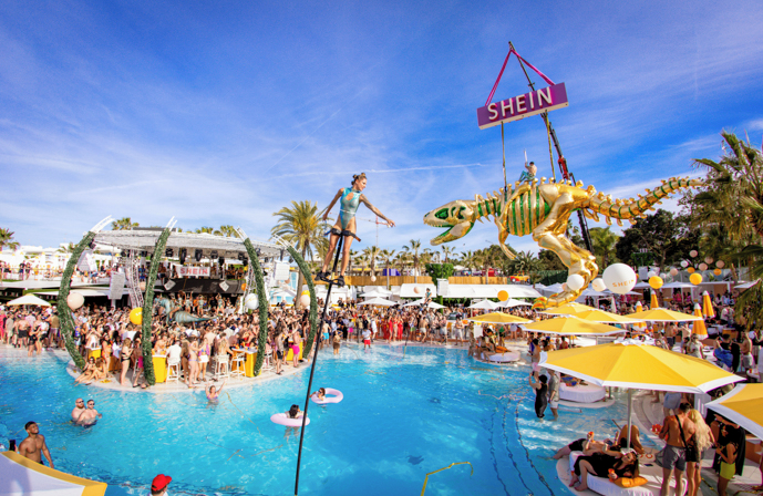 //www.jet2holidays.com/-/media/assets/product images - custom overview groups/ibz/bonito ibiza/ibz_88781_bonito_ibiza_by_o_beach_0625_22_689x448.jpg