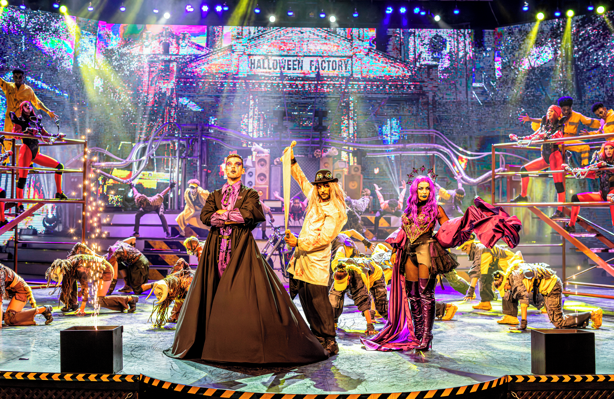 //www.jet2holidays.com/-/media/assets/product images - custom overview groups/portaventura/bcn_68987_hotel_el_paso_portaventura_theme_park_0825_02_689x448.jpg