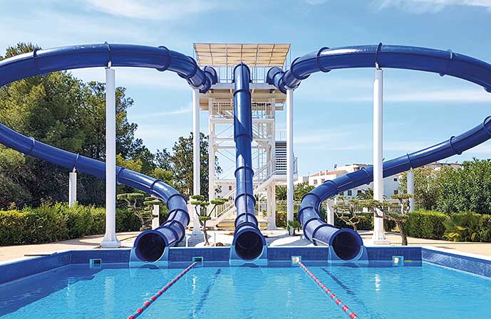 //www.jet2holidays.com/-/media/assets/product images - custom overview groups/reu/aquopolis/reu80985oasisparkaquopoliswaterpark081944.jpg