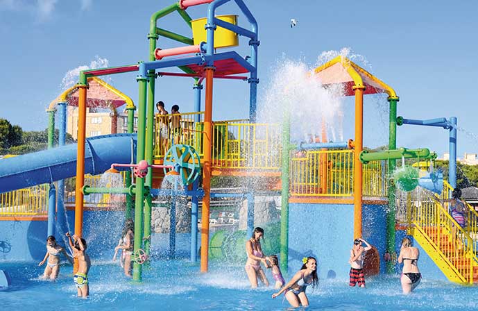 //www.jet2holidays.com/-/media/assets/product images - custom overview groups/reu/aquopolis/reu80985oasisparkaquopoliswaterpark081945.jpg