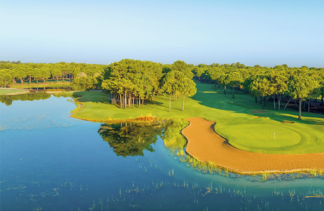 //www.jet2holidays.com/-/media/assets/product images - custom overview groups/turkey/gloria golf/ayt_0_gloria_serenity_resort_with_4_rounds_of_golf_include_0323_689x448_04.jpg