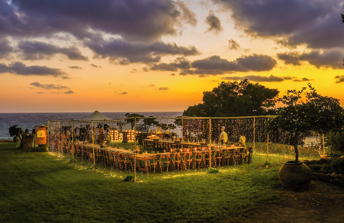 //www.jet2holidays.com/-/media/assets/wedding custom overviews/coral beach hotel resort/pfo3174coralbeachhotelresort072503689x448.jpg