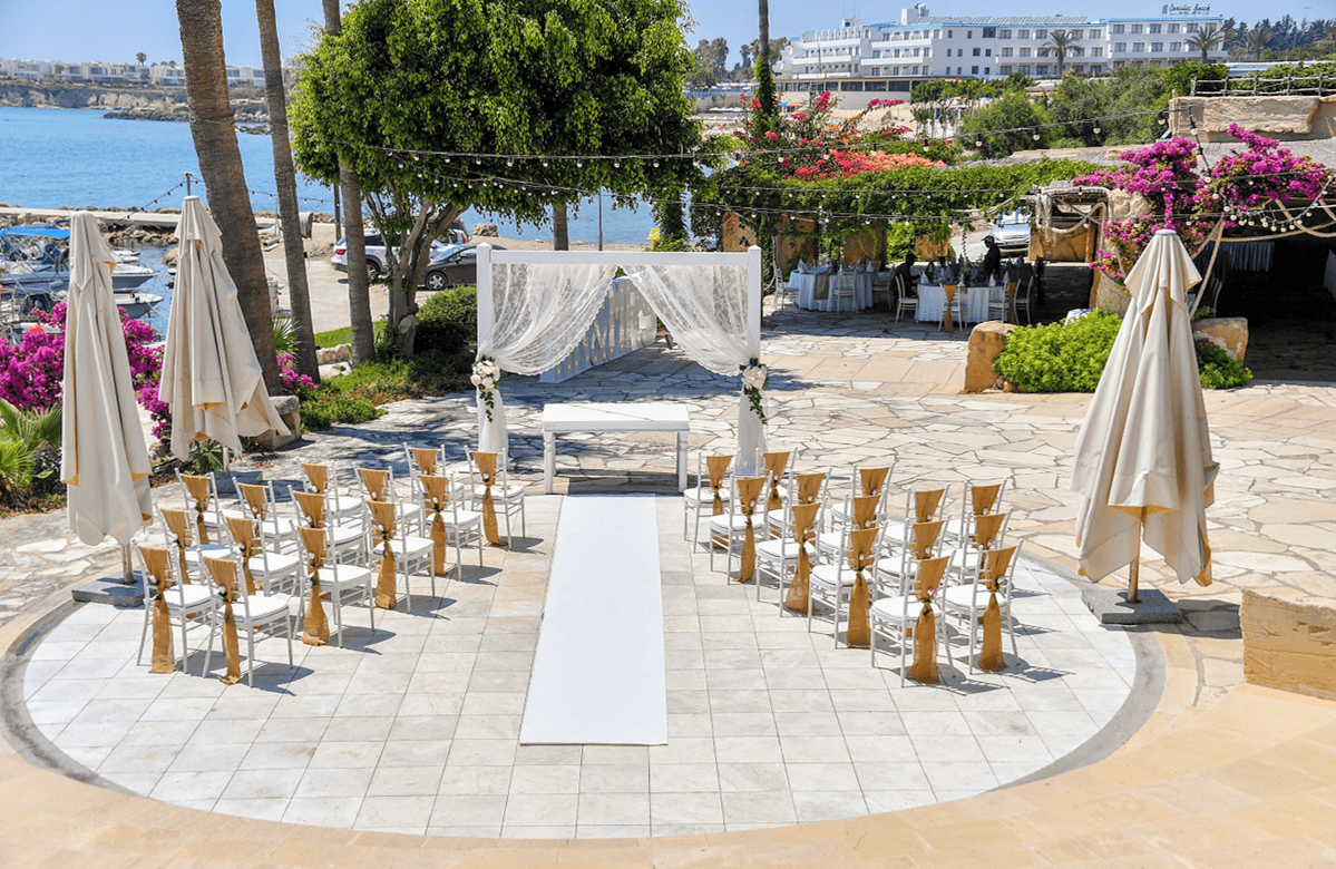 //www.jet2holidays.com/-/media/assets/wedding custom overviews/coral beach hotel resort/pfo3174coralbeachhotelresort072504689x448.jpg