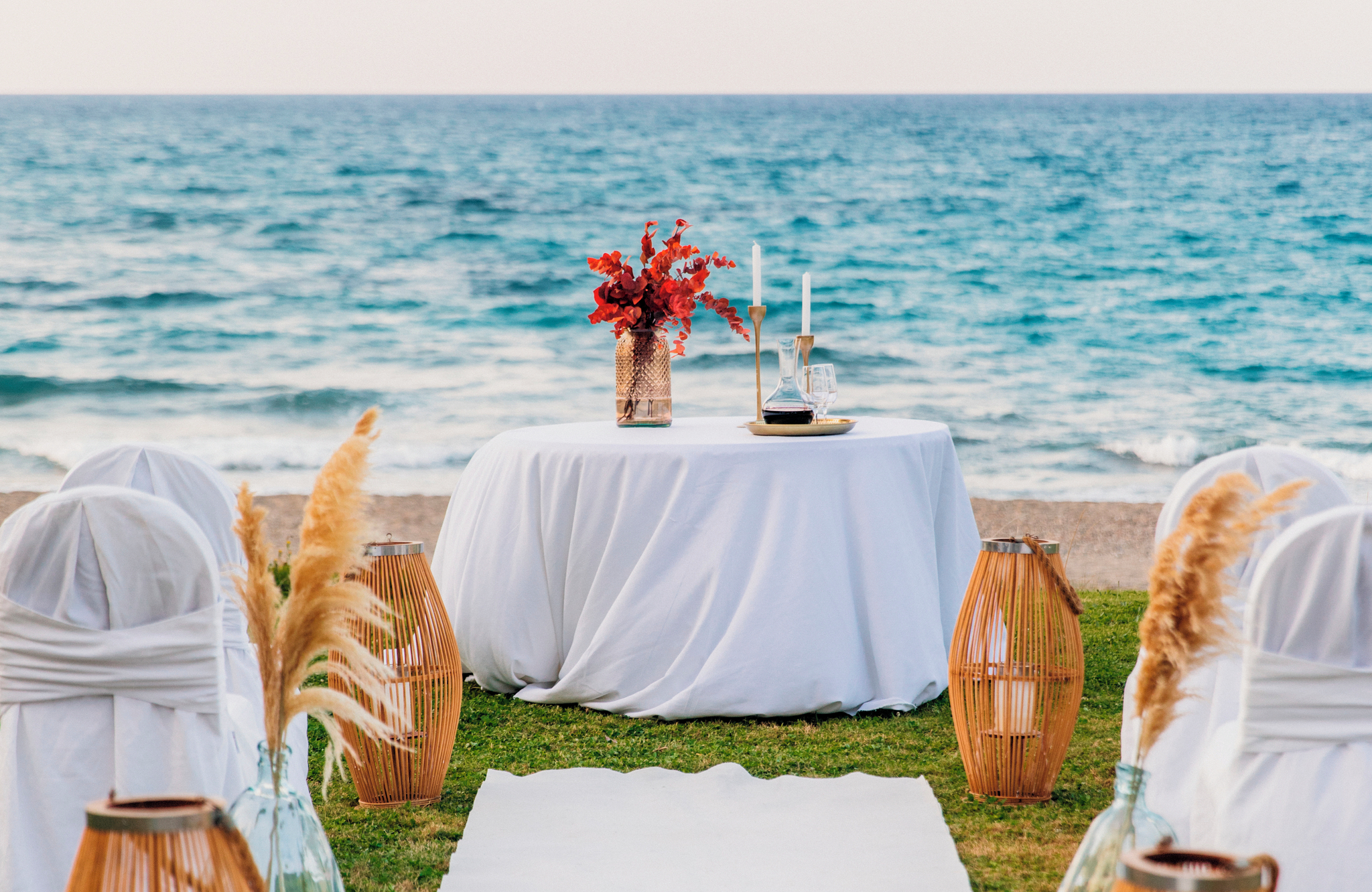 //www.jet2holidays.com/-/media/assets/wedding custom overviews/jet2 weddings images 101025/zth_82897_domes_aulus_zante_autograph_collection_1025_jet2weddings_01_689x448.jpg