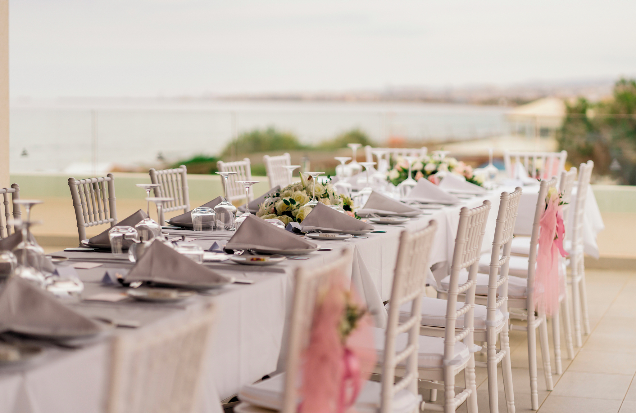 //www.jet2holidays.com/-/media/assets/wedding custom overviews/jet2 weddings images 101025/zth_85977_atlantica_eleon_grand_resort_1025_jet2weddings_01_689x448.jpg