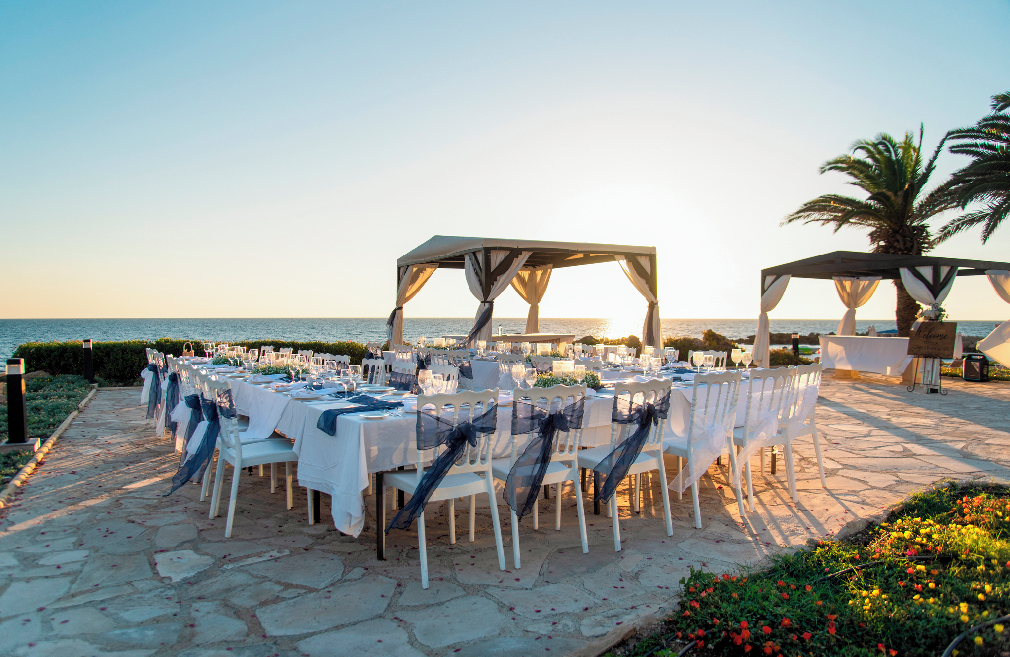 //www.jet2holidays.com/-/media/assets/wedding custom overviews/leonardo plaza cypria maris beach hotel/pfo74527leonardoplazacypriamarisbeachhotelspa072503689x448.jpg