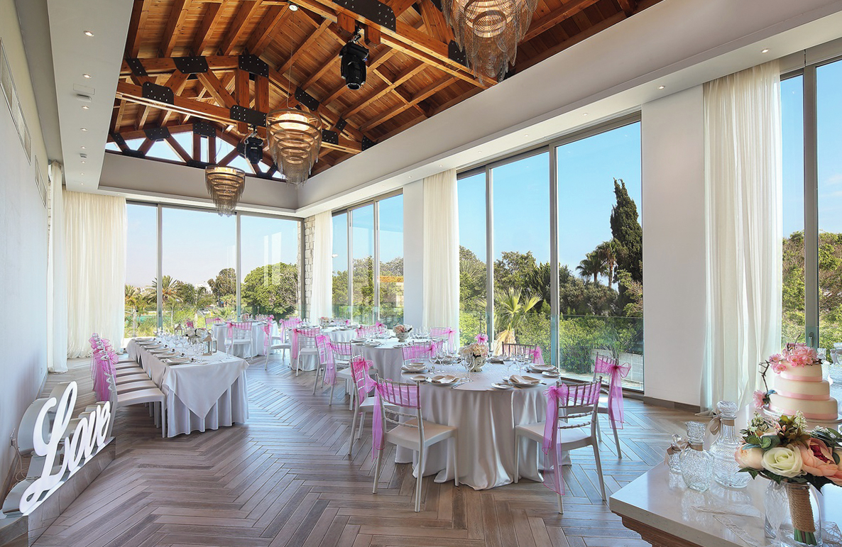 //www.jet2holidays.com/-/media/assets/wedding custom overviews/olympic lagoon ayia napa/lca_80167_olympic_lagoon_resort_ayia_napa_0725_03_689x448.jpg