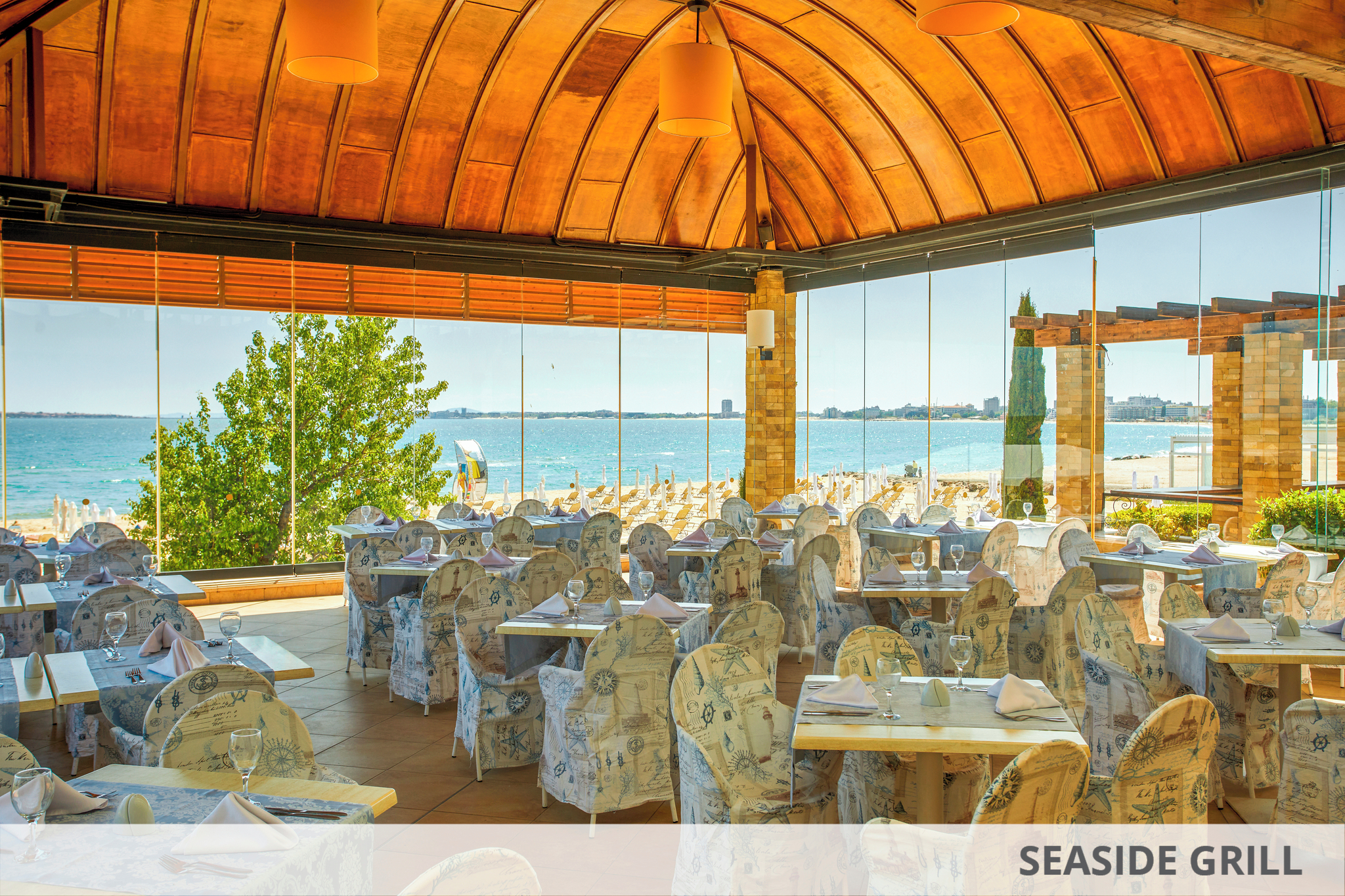 //www.jet2holidays.com/-/media/boj/dreams sunny beach/boj_84522_dreams_sunny_beach_0623_30_689x448.jpg