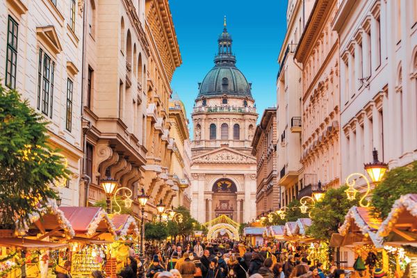 Budapest City Breaks, Holidays & Hotels 2026/2027 | Jet2holidays