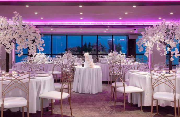 //www.jet2holidays.com/-/media/custom overview images/j2w/amathus/demetra_weddingdinner.jpg