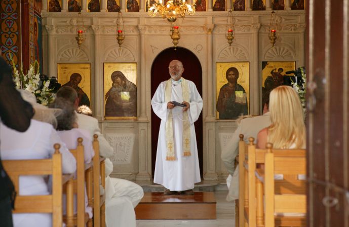 //www.jet2holidays.com/-/media/custom overview images/j2w/st georges hotel/gmtv wedding 02.jpg