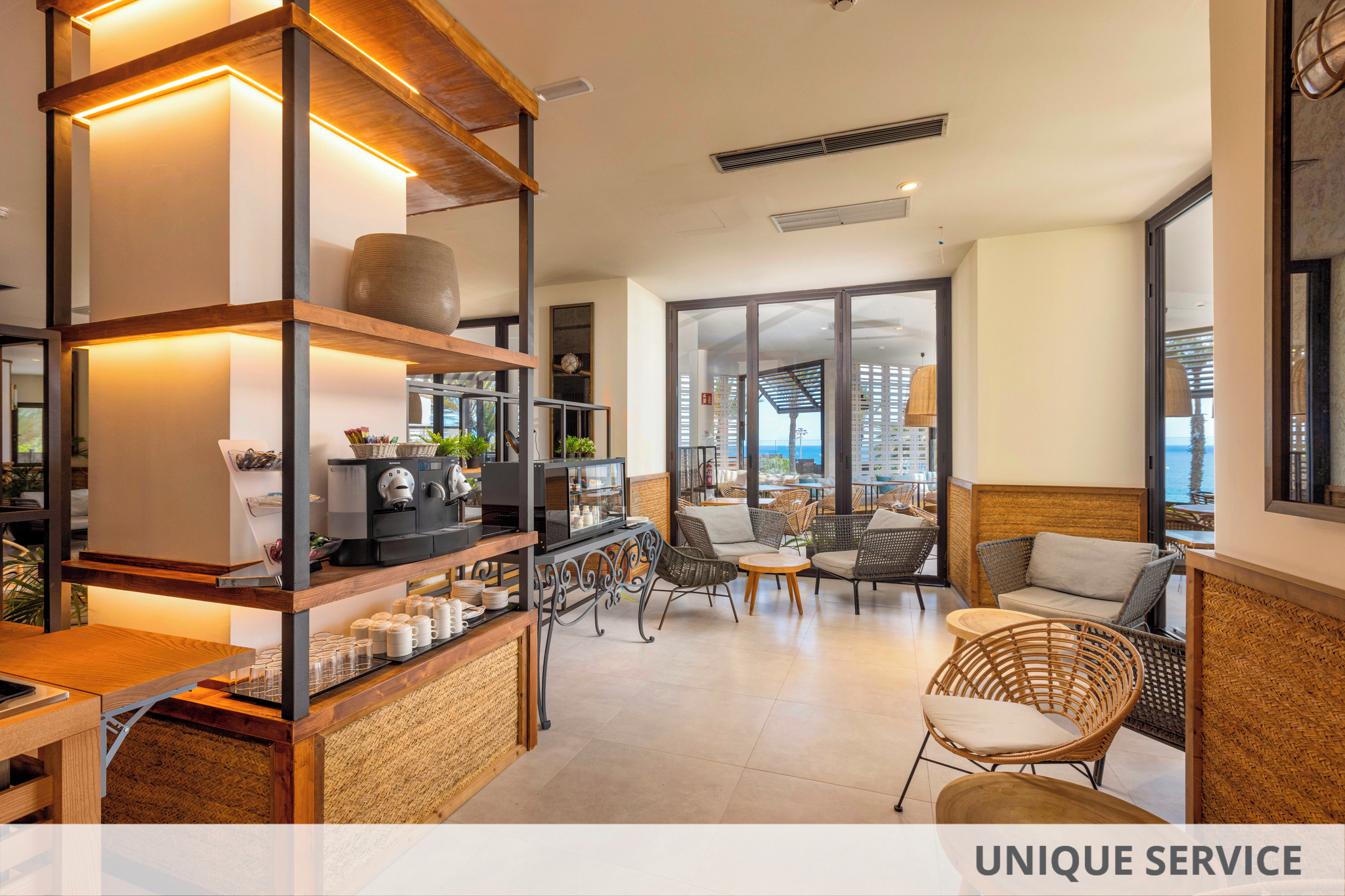 //www.jet2holidays.com/-/media/custom overview images/lpa/corallium dunamar/lpa_70441_corallium_dunamar_by_lopesan_hotels_1224_02.jpg