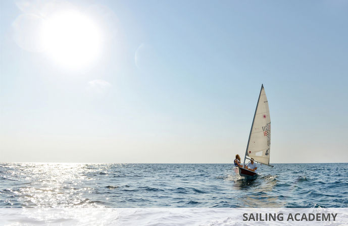 //www.jet2holidays.com/-/media/custom overview images/skg/sani beach/skg_74164_sani_beach_0223_06_custom-overview--689-x-448.jpeg