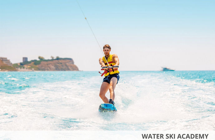 //www.jet2holidays.com/-/media/custom overview images/skg/sani beach/skg_74164_sani_beach_0223_10_custom-overview--689-x-448.jpeg