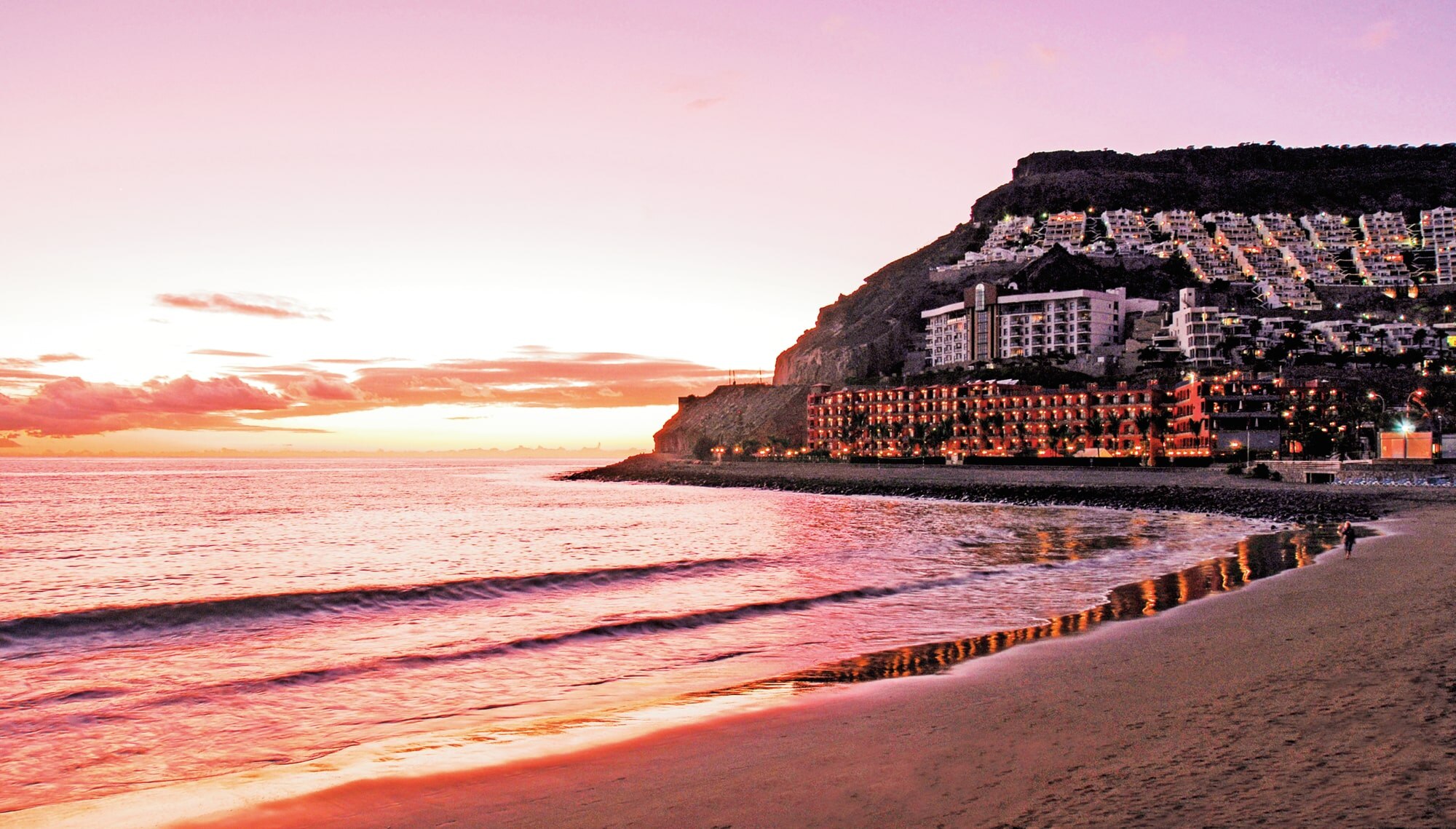 Playa Del Cura Holidays