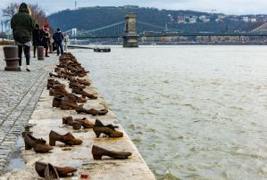Shoes on the Danube Memorial