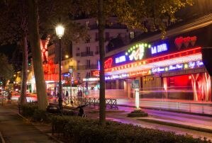 Experience a night out in Pigalle