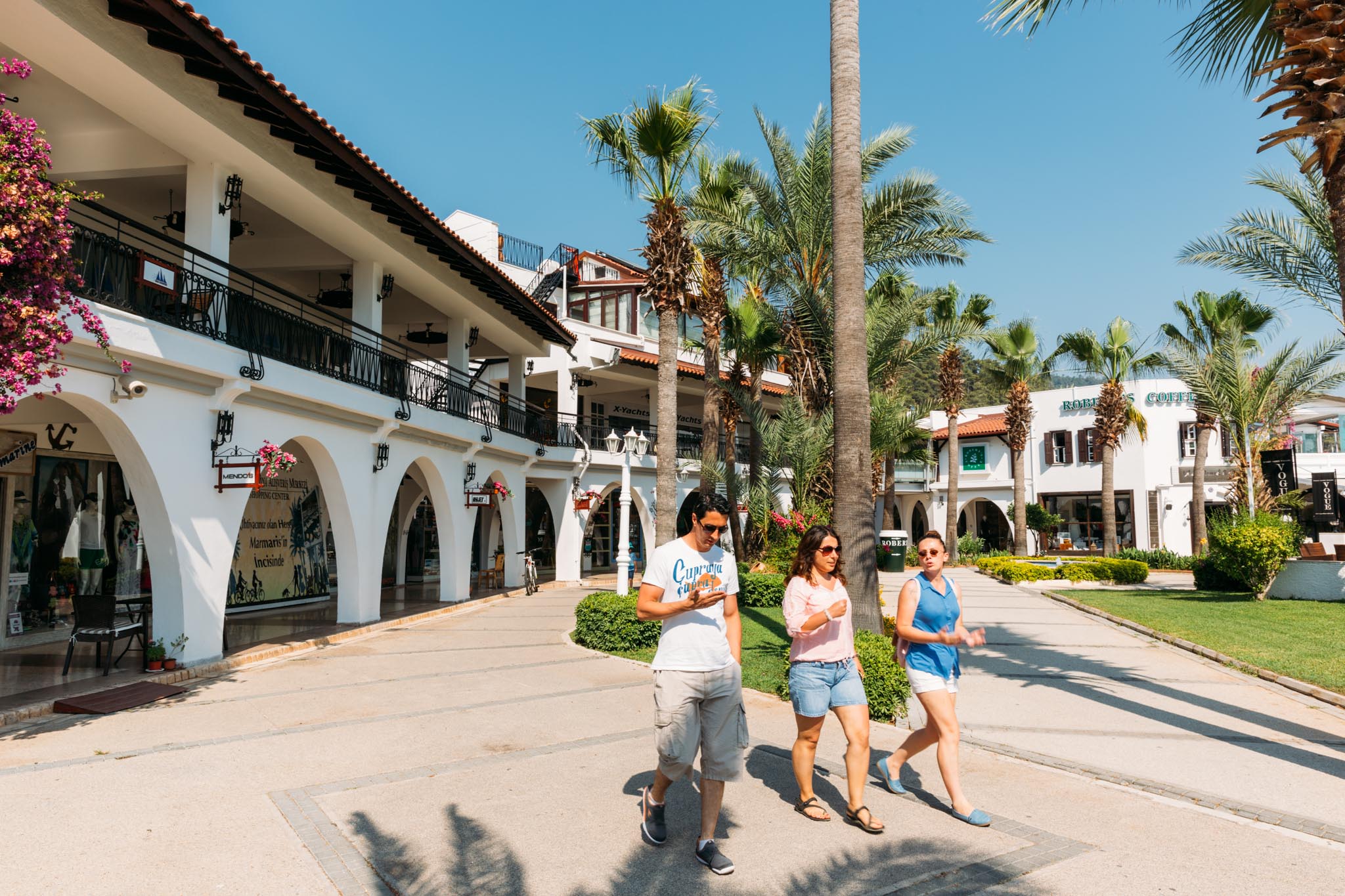 Marina shopping centre