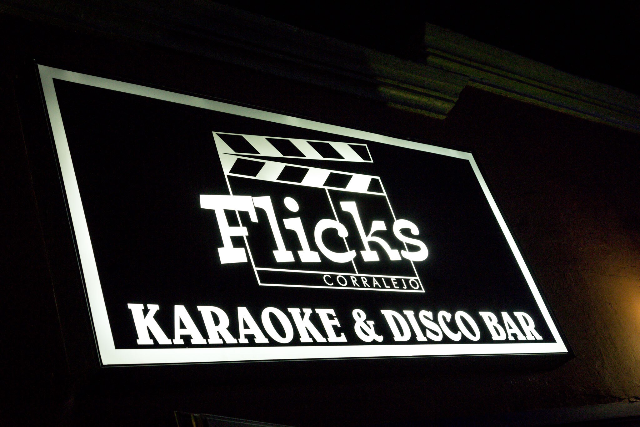 Flicks Bar