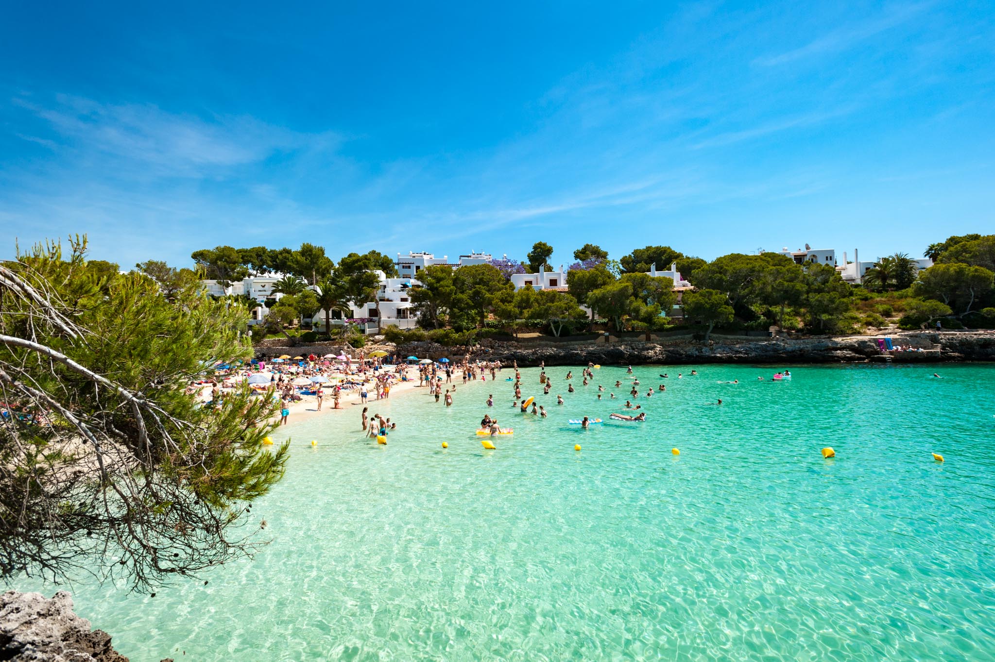 Cala Esmeralda (Majorca) | Jet2holidays