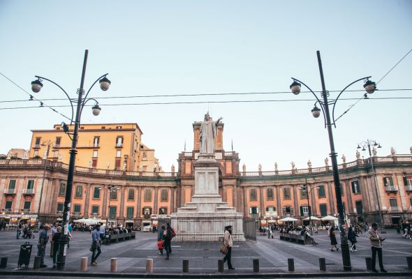 Piazza Dante (Naples) 2026/2027 | Jet2holidays