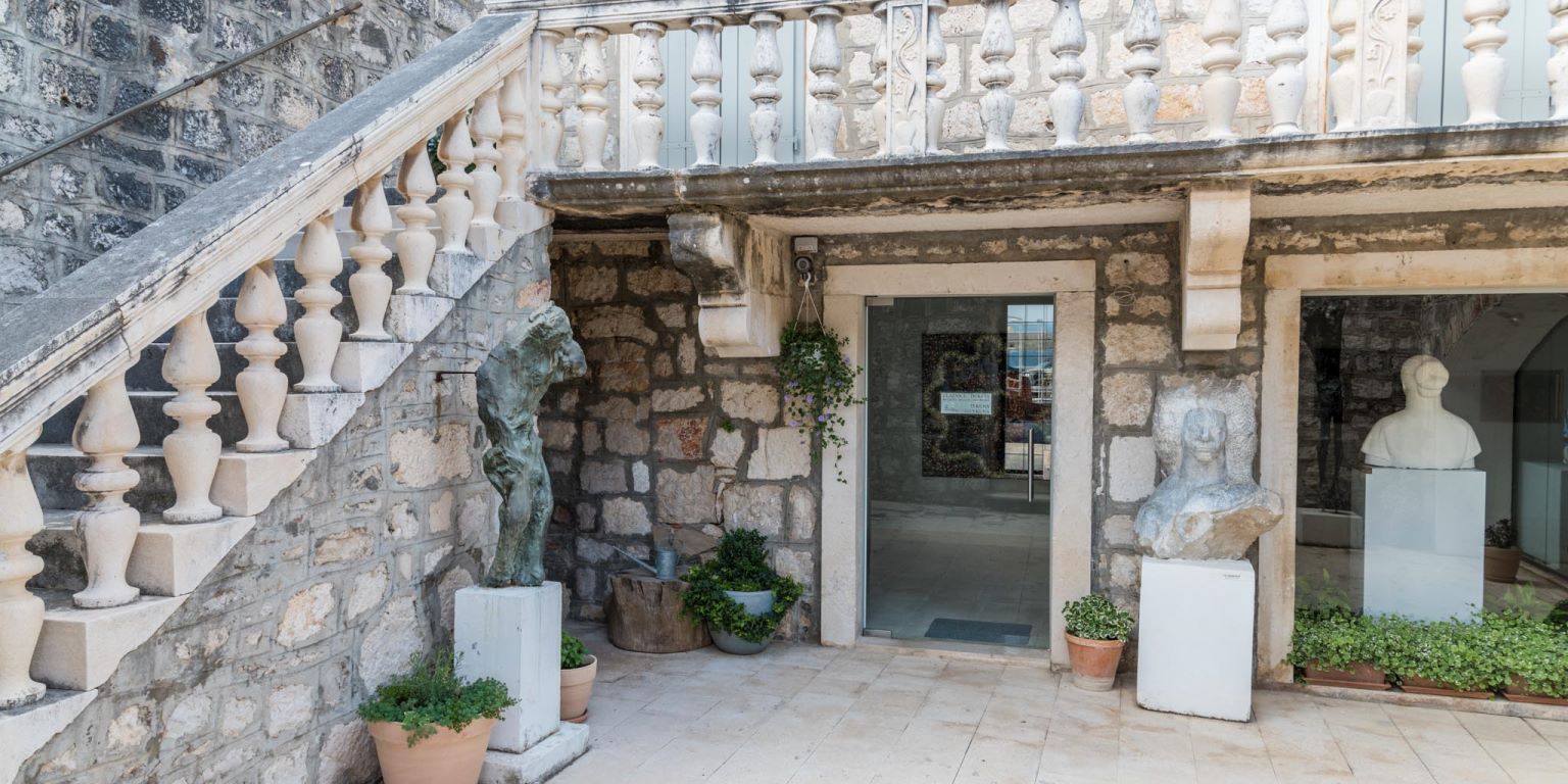 Galerija Branislav Dešković (Split and Dalmatian Coast) | Jet2holidays