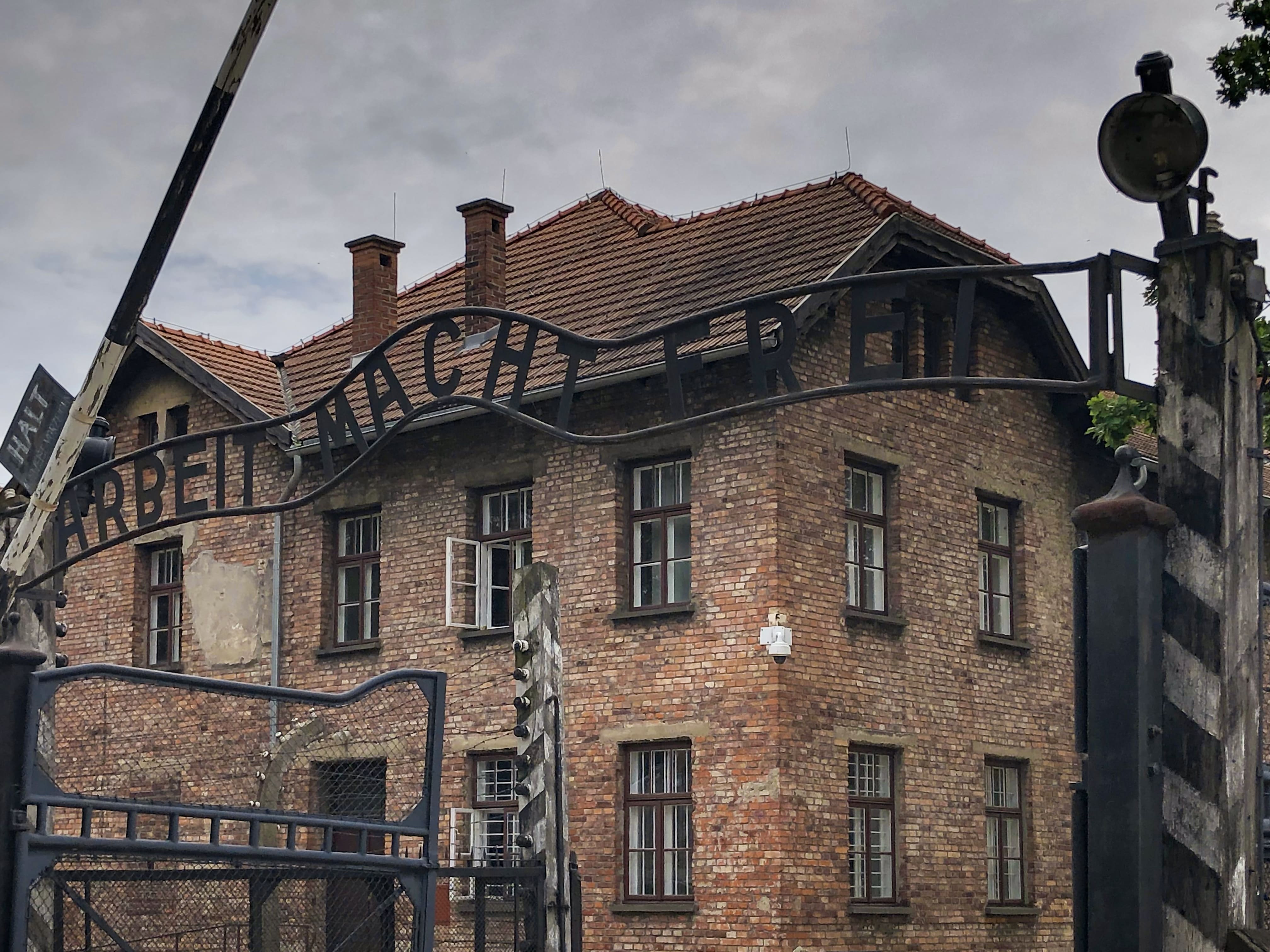 Auschwitz tours from Krakow