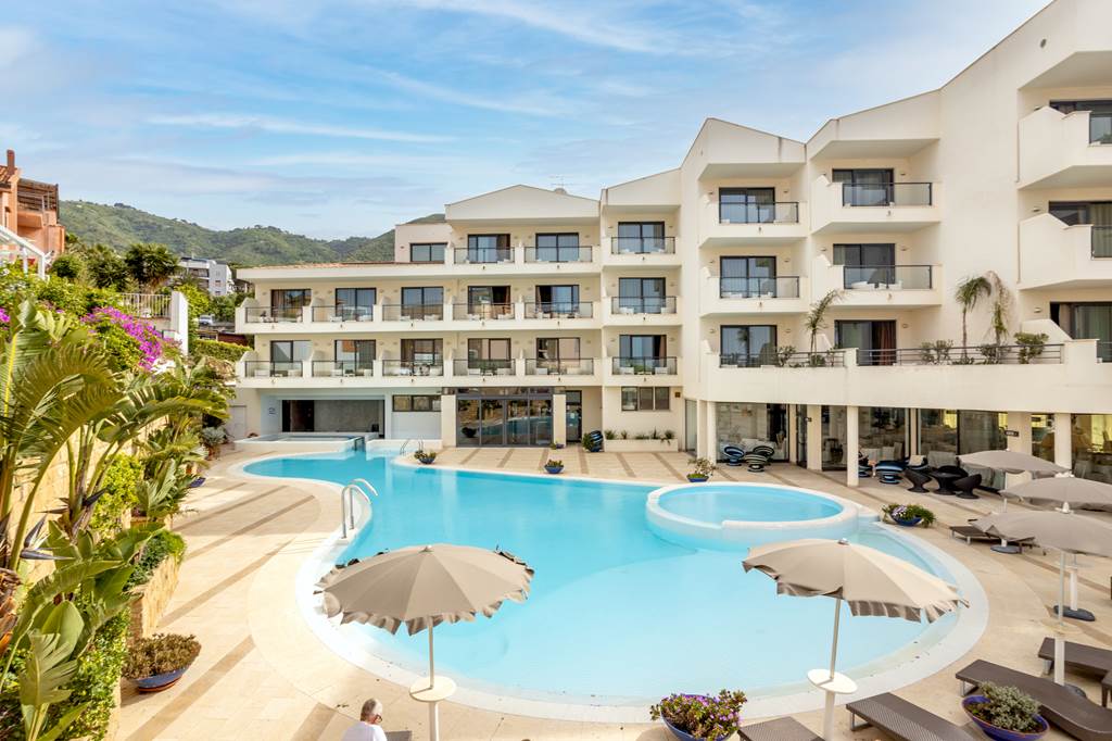 Hotel Cefalu Sea Palace.