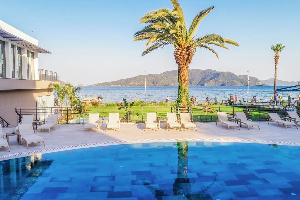 Premier Nergis Beach