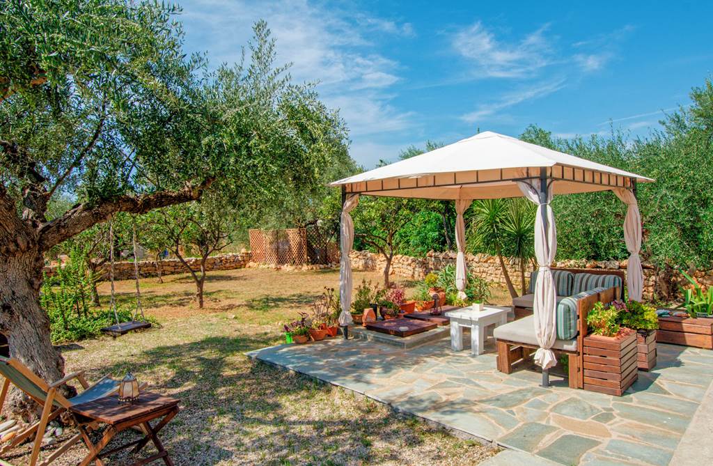 Alexandra Apartments