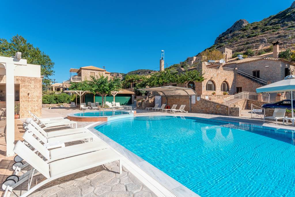 Kolokotronis Hotel & Spa