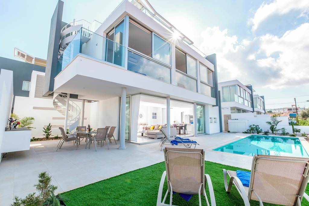 Blue Pearl Villas - 3 Bedroom Villa