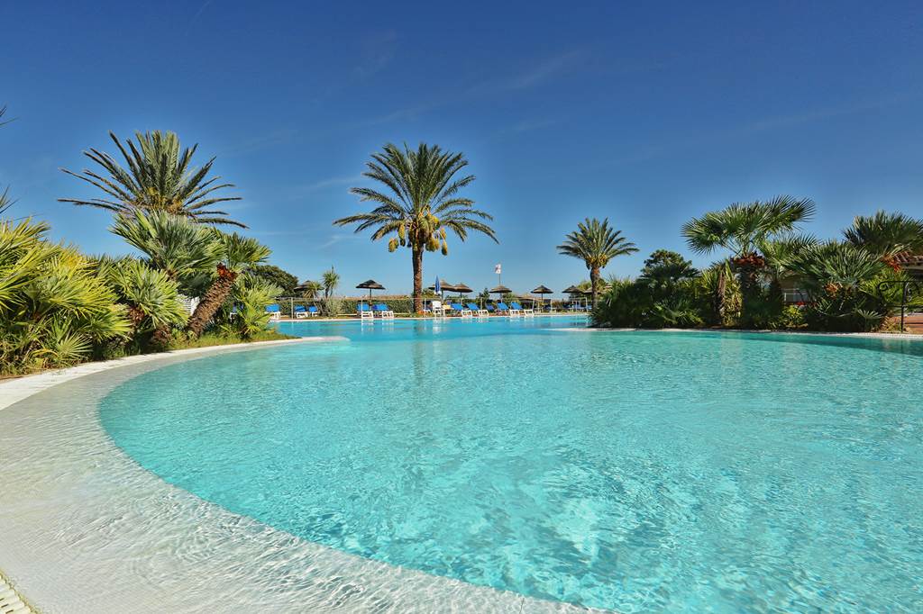 TH San Teodoro Hotel