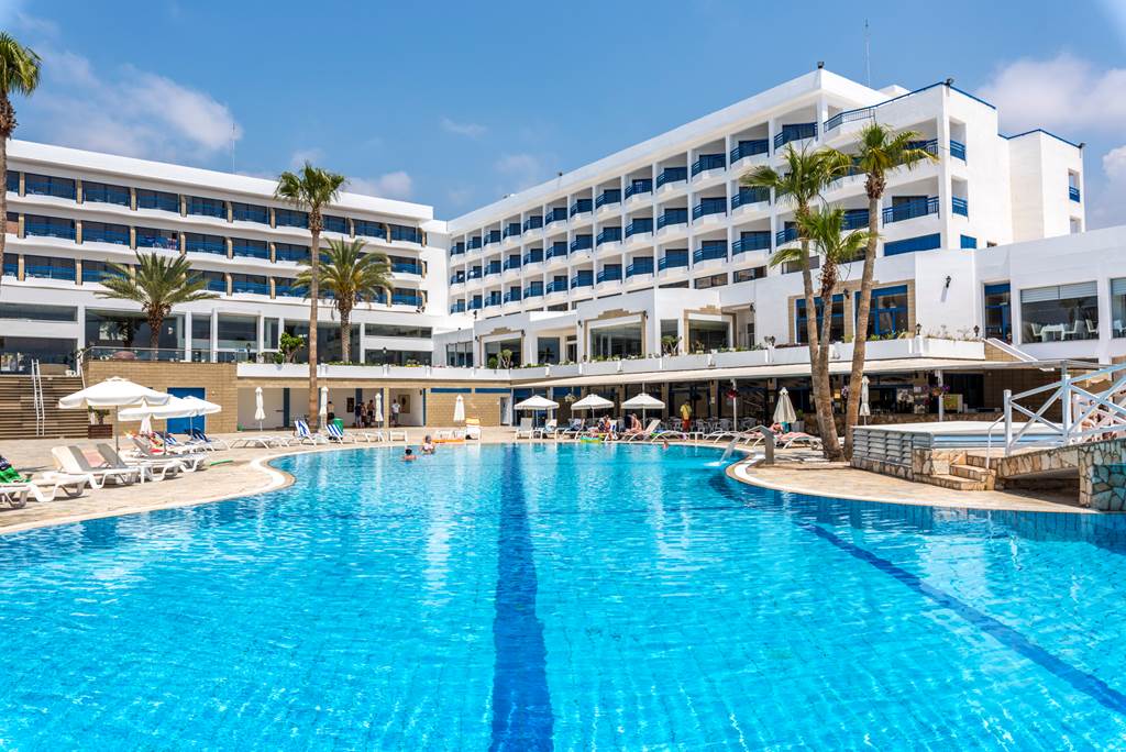 Ascos Coral Beach Hotel Paphos Late Deals And Special Offers