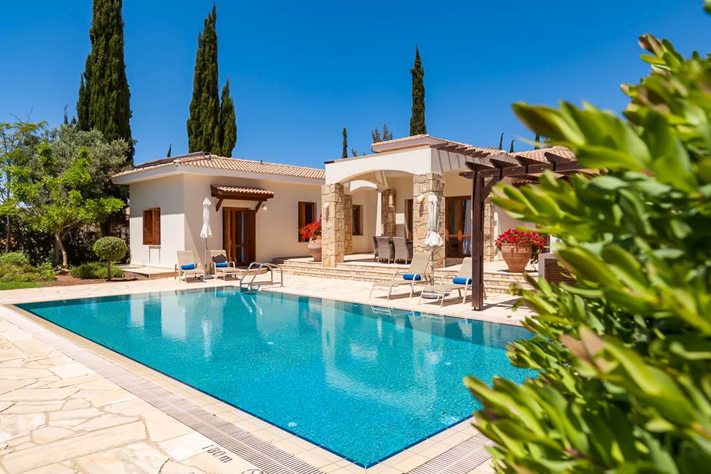 Aphrodite Hills Holiday Residences – Superior 3 Bedroom Villa and Private Pool