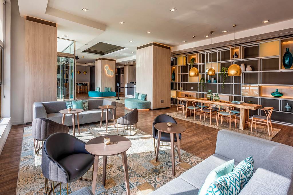 Hotel Cadiz Paseo del Mar Affiliated by Melia