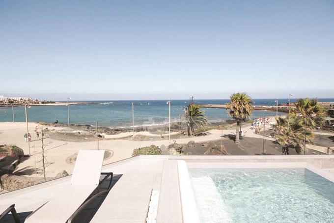 barcelo-teguise-beach-costa-teguise-hotels-jet2holidays